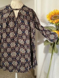 Umgee longsleeve tunic 1x navy blue with multi